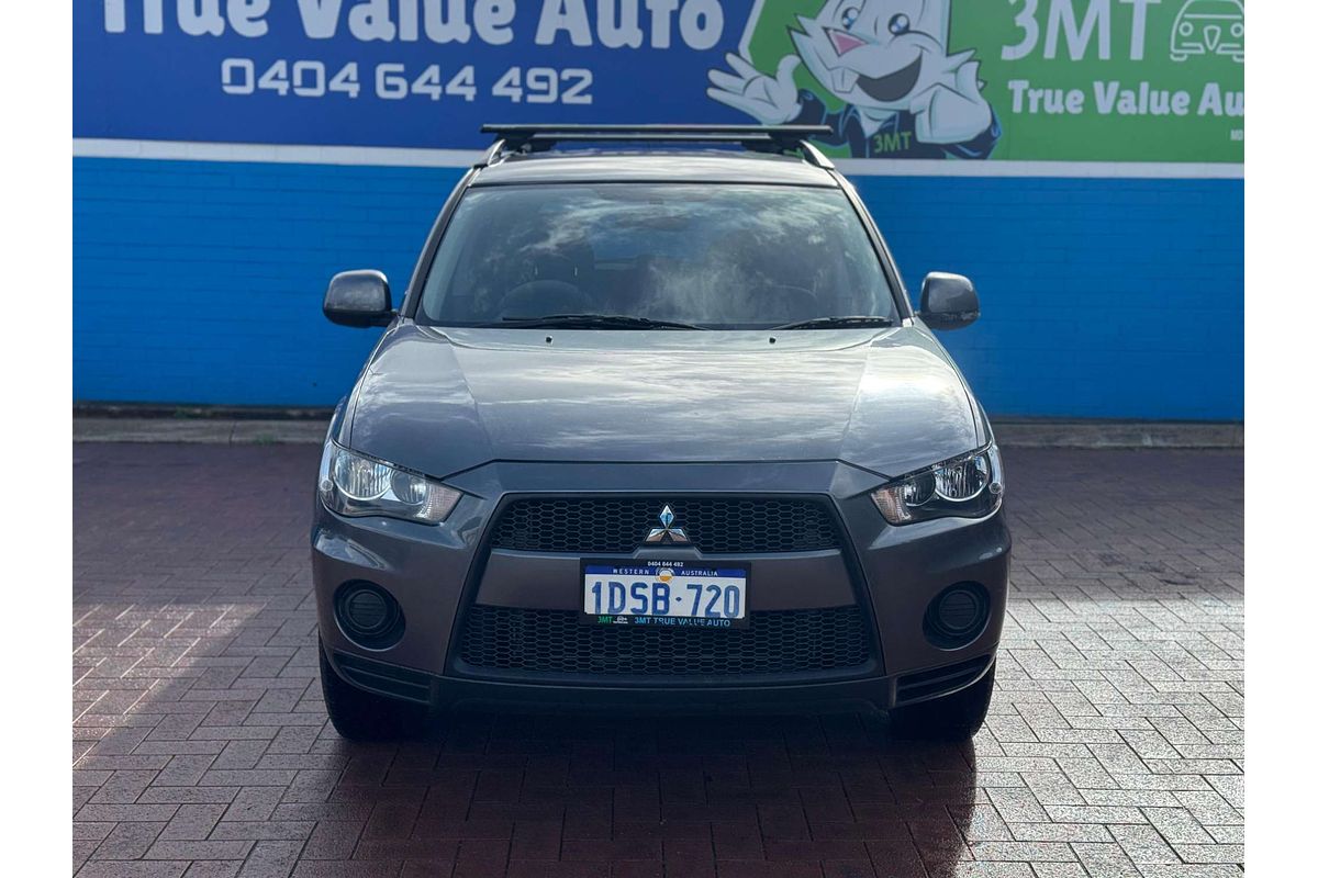 2011 Mitsubishi Outlander LS ZH
