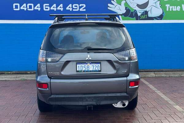 2011 Mitsubishi Outlander LS ZH