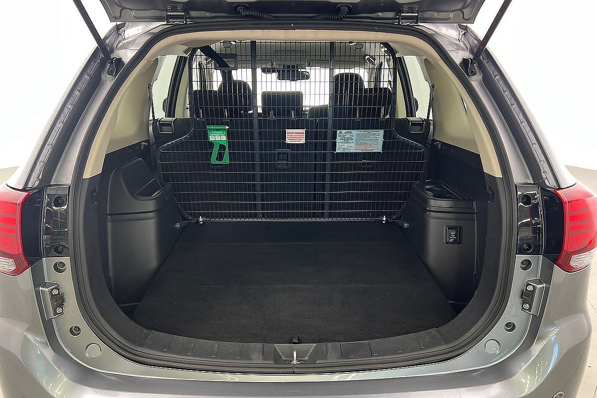 2019 Mitsubishi Outlander ES ADAS ZL