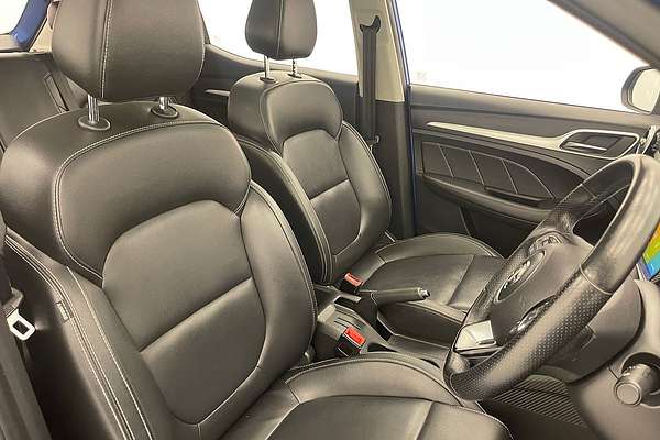 2021 MG ZS Essence AZS1