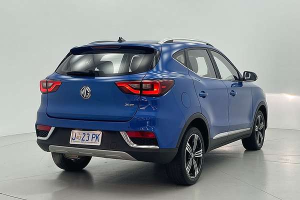 2021 MG ZS Essence AZS1