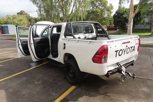 2019 Toyota Hilux SR GUN126R 4X4