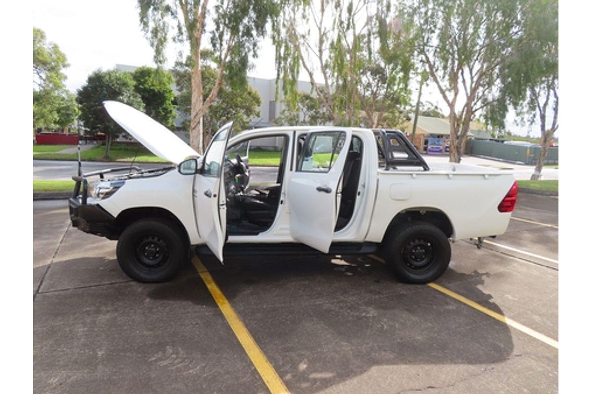 2019 Toyota Hilux SR GUN126R 4X4