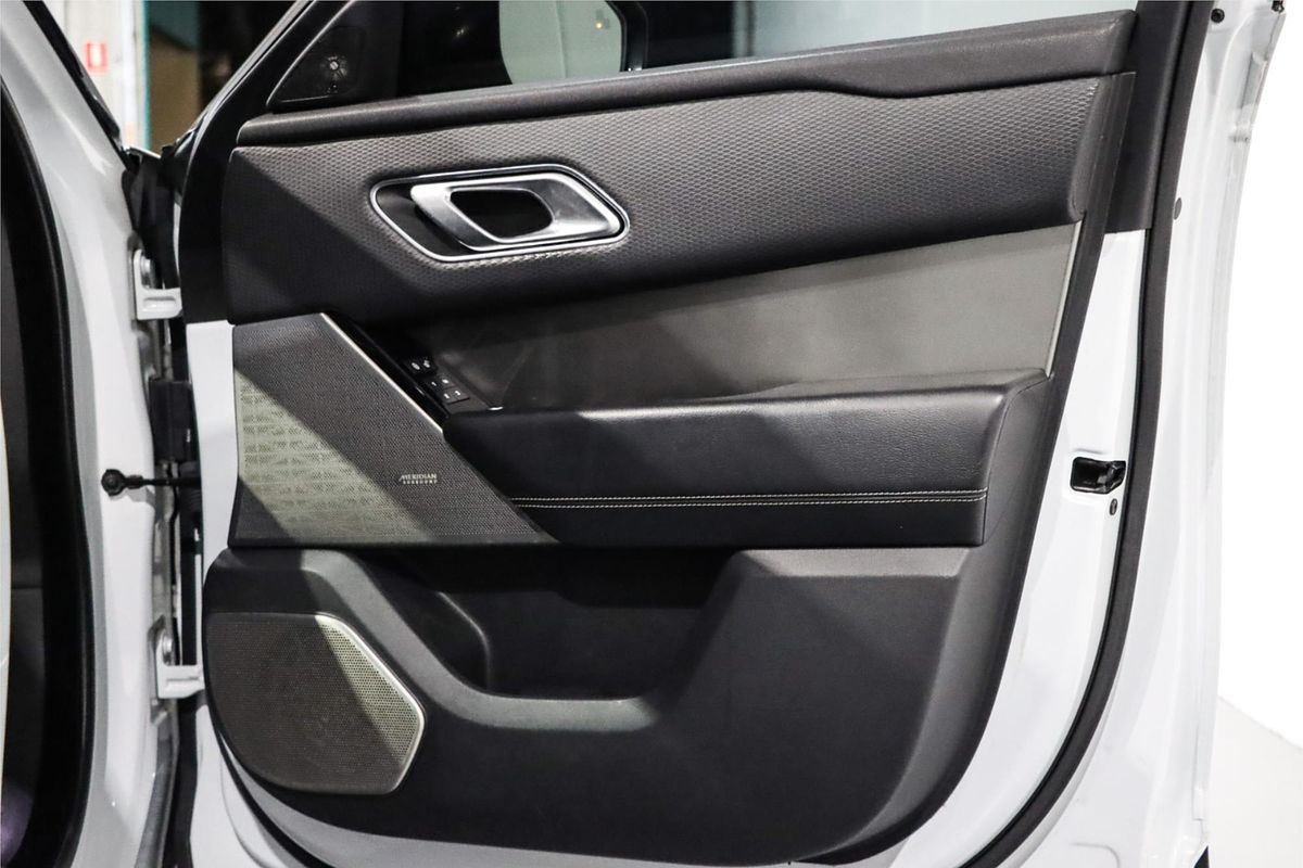 2017 Land Rover Range Rover Velar D300 SE L560