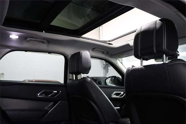 2017 Land Rover Range Rover Velar D300 SE L560