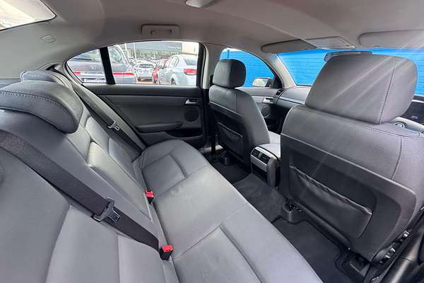 2009 Holden Commodore Omega VE