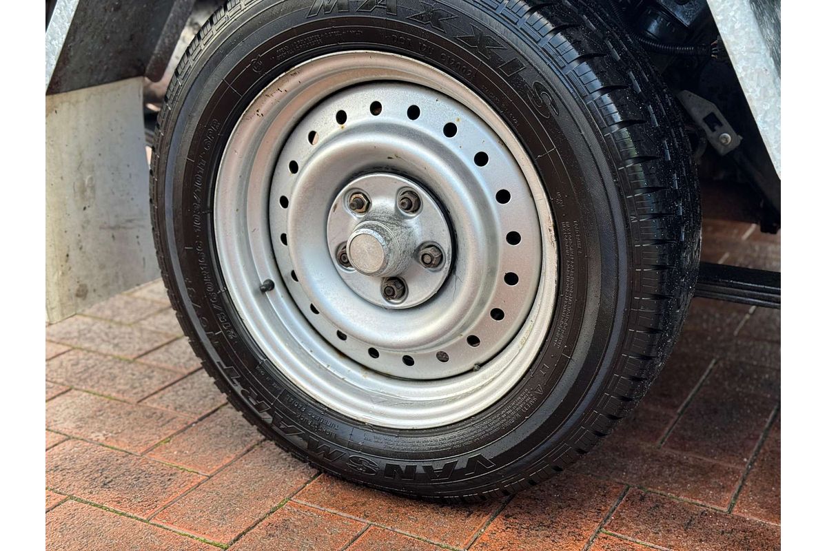 2005 Ford Falcon Ute XL BA Mk II Rear Wheel Drive