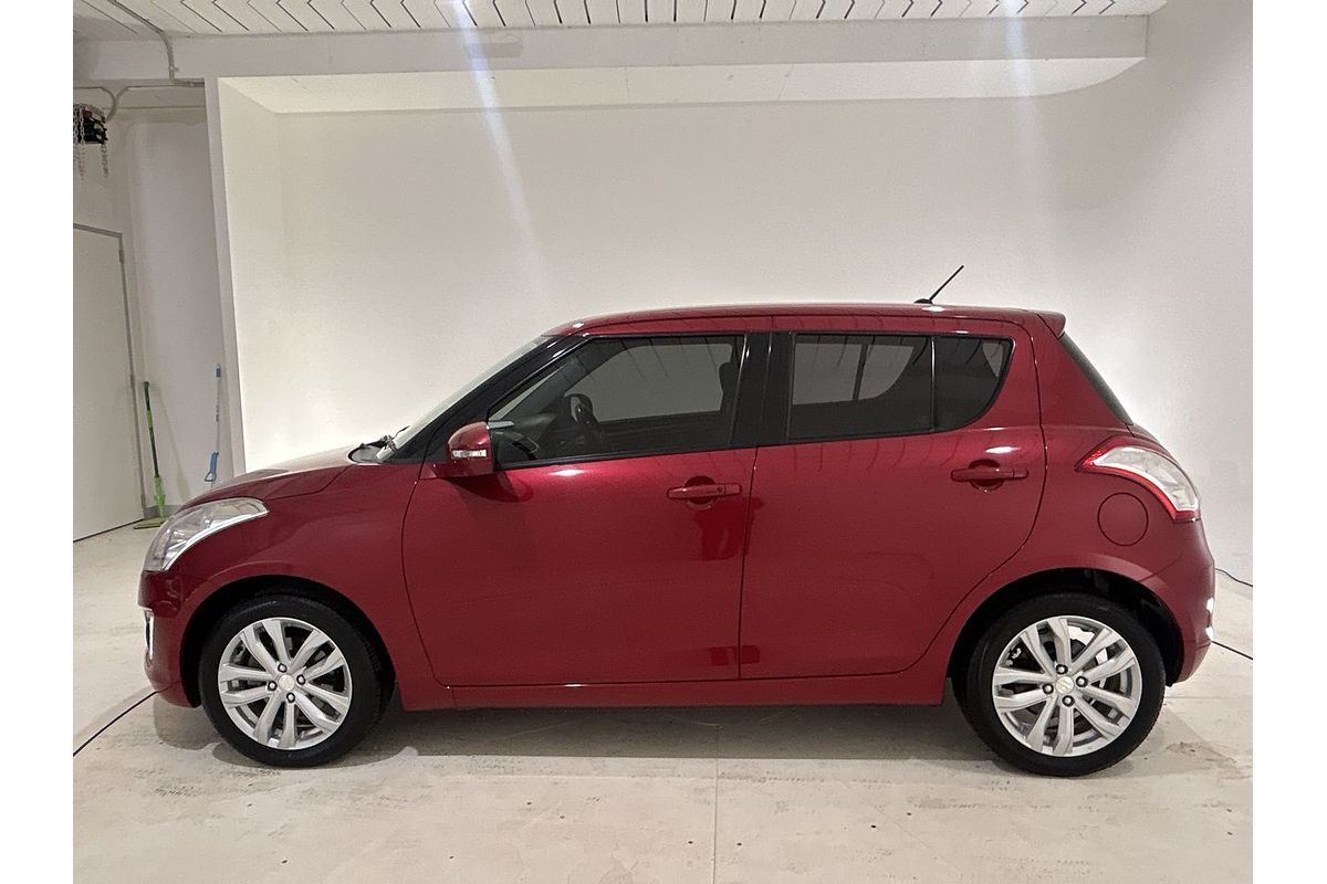 2015 Suzuki Swift GLX Navigator FZ