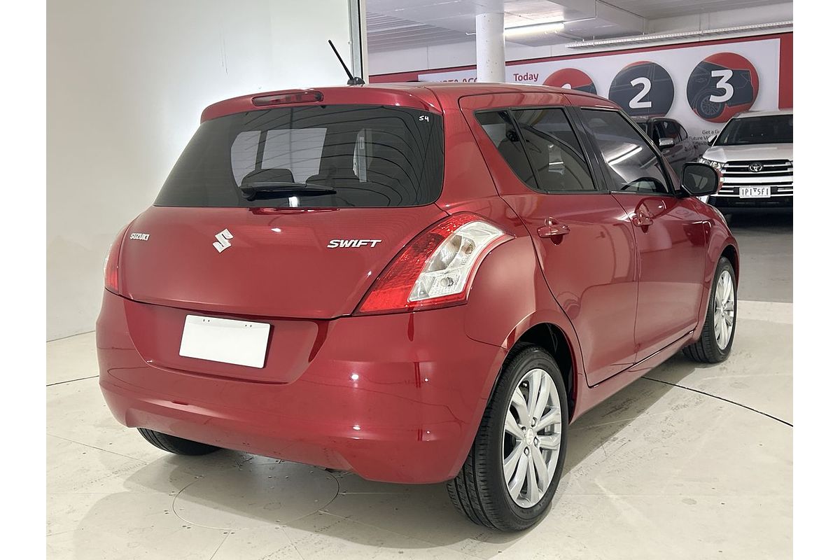 2015 Suzuki Swift GLX Navigator FZ