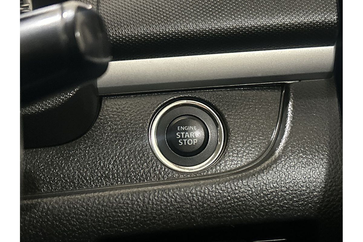 2015 Suzuki Swift GLX Navigator FZ