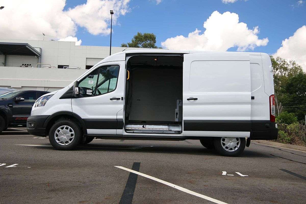2023 Ford E-Transit 420L VO