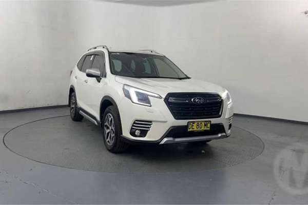 2022 Subaru Forester Hybrid L S5