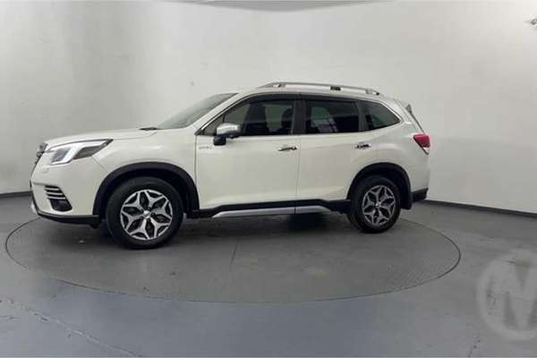 2022 Subaru Forester Hybrid L S5