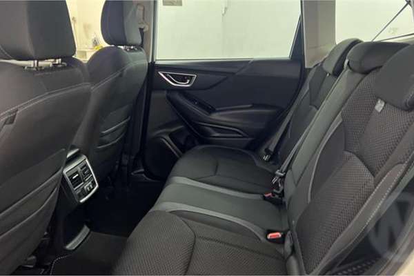 2022 Subaru Forester Hybrid L S5