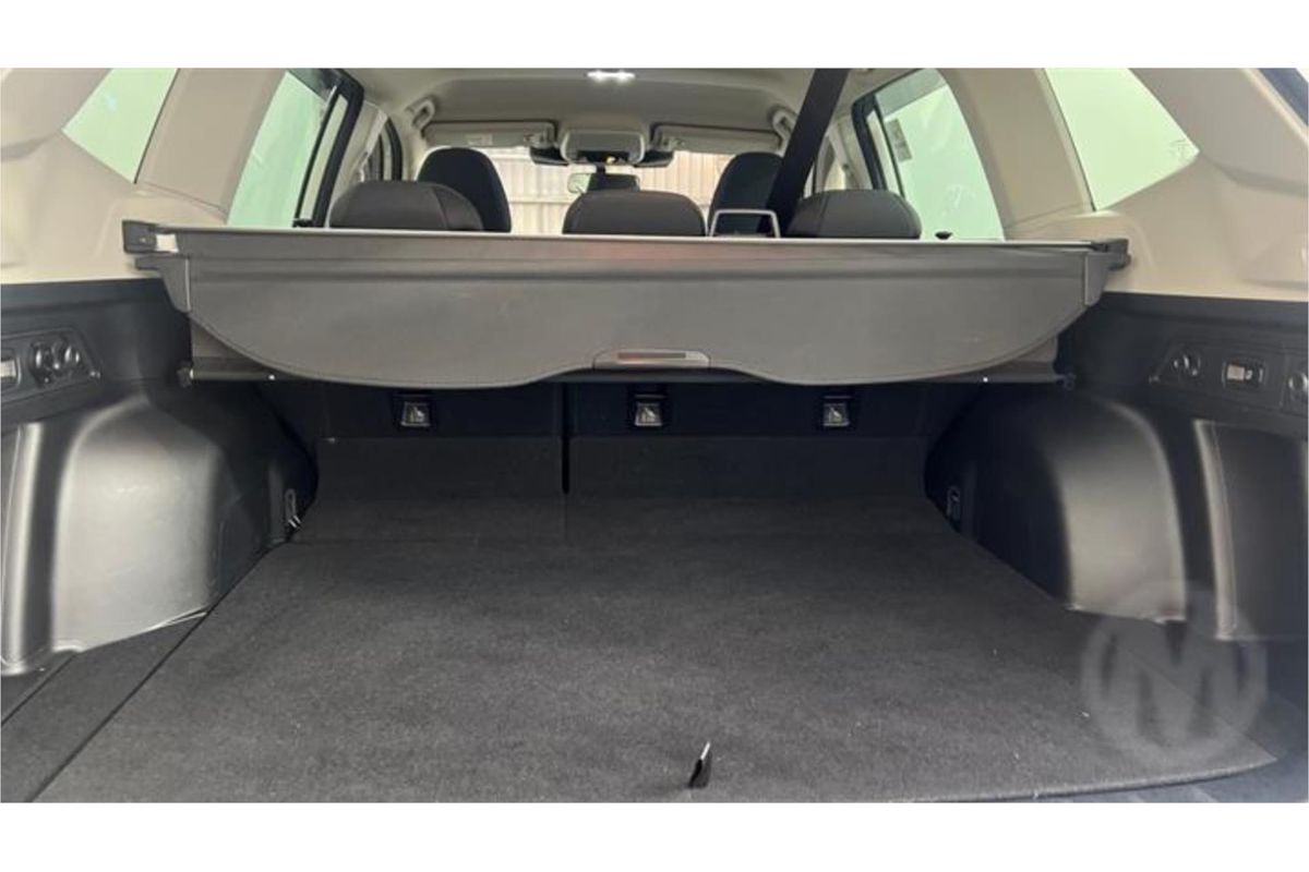2022 Subaru Forester Hybrid L S5