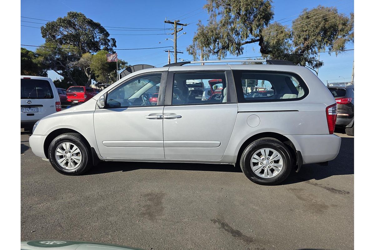 2012 Kia Grand Carnival S VQ