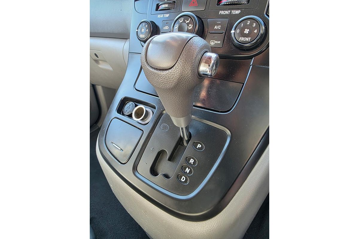 2012 Kia Grand Carnival S VQ