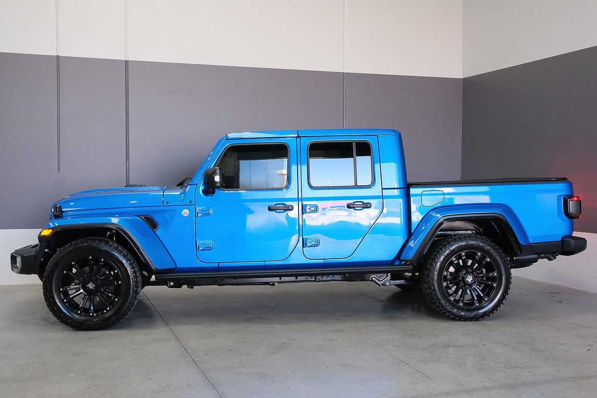 2020 Jeep Gladiator Overland JT All Wheel Drive