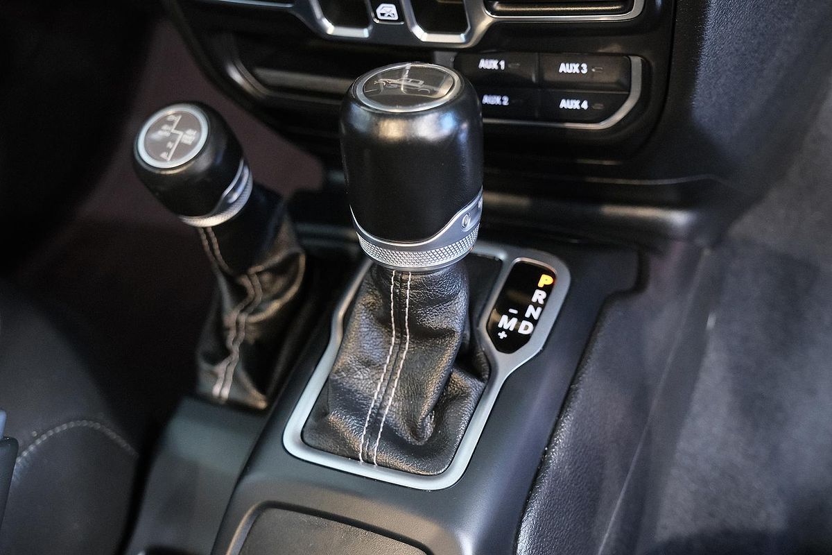 2020 Jeep Gladiator Overland JT All Wheel Drive