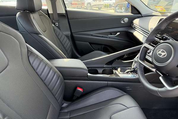 2024 Hyundai i30 Elite Hybrid CN7.V2