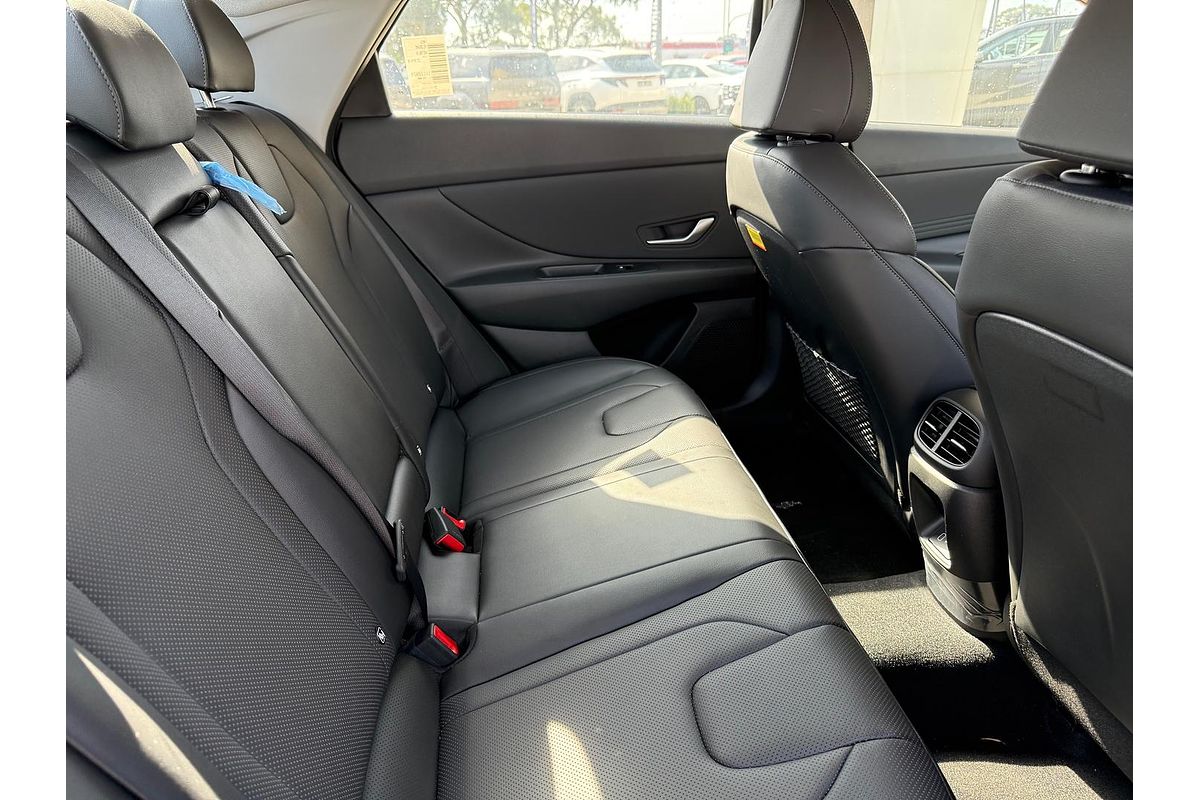 2024 Hyundai i30 Elite Hybrid CN7.V2