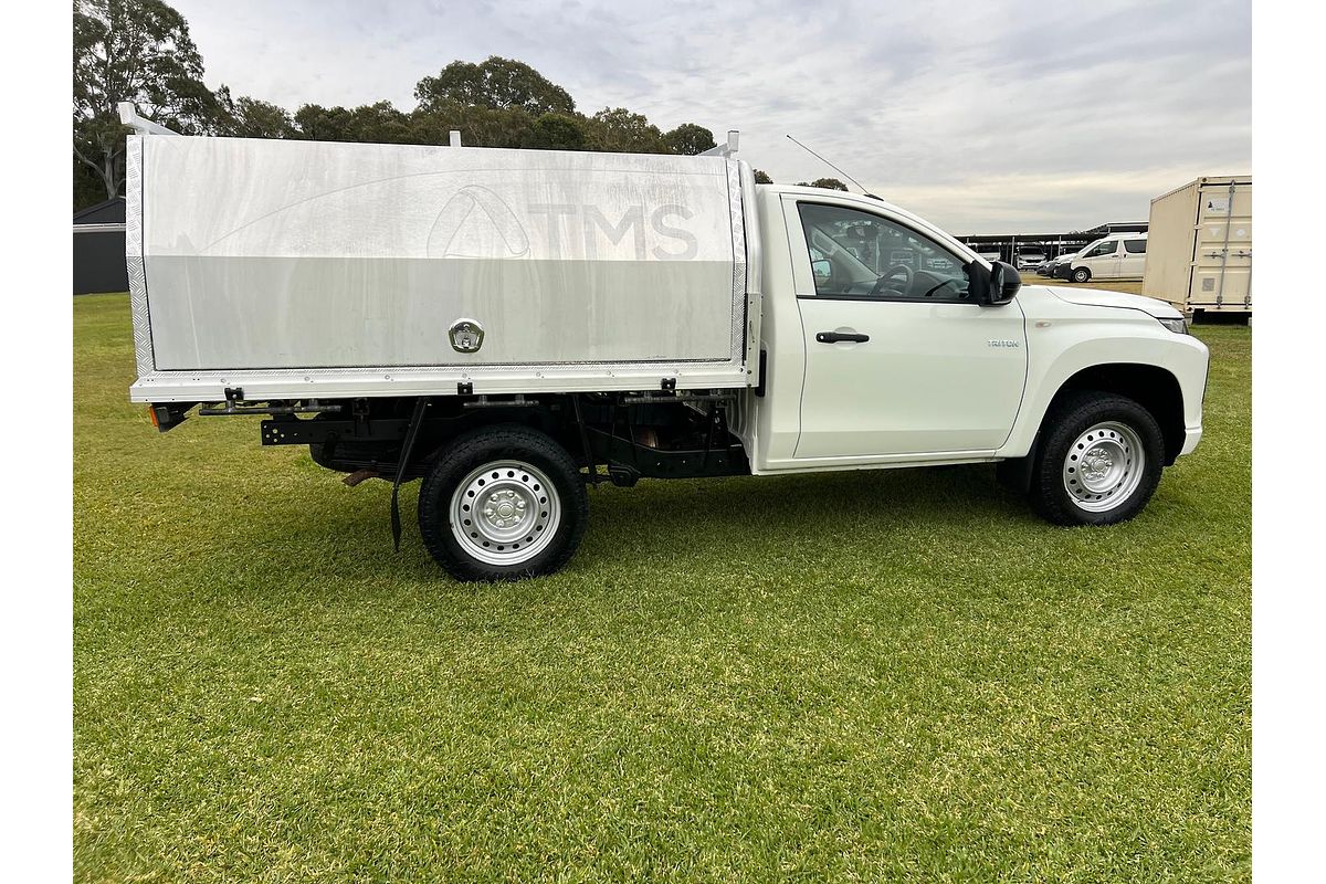 2021 Mitsubishi Triton GLX MR 4X4