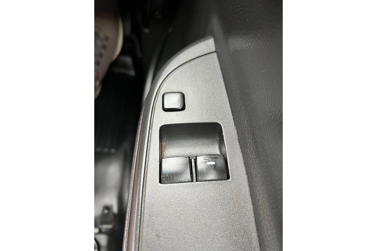 2021 Mitsubishi Triton GLX MR 4X4
