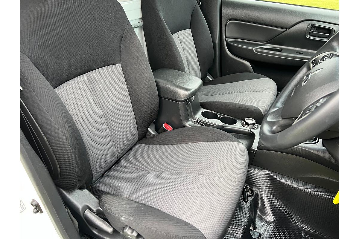 2021 Mitsubishi Triton GLX MR 4X4