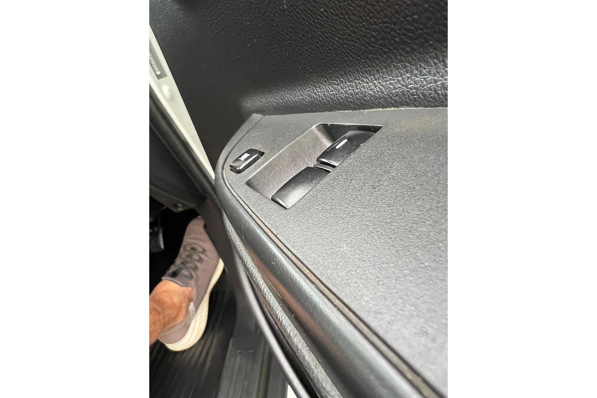 2021 Mitsubishi Triton GLX MR 4X4