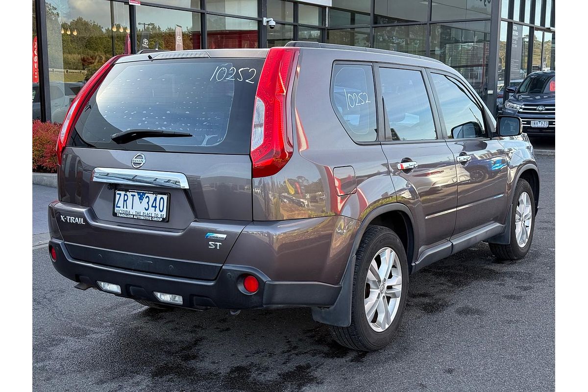 2013 Nissan X-TRAIL ST T31