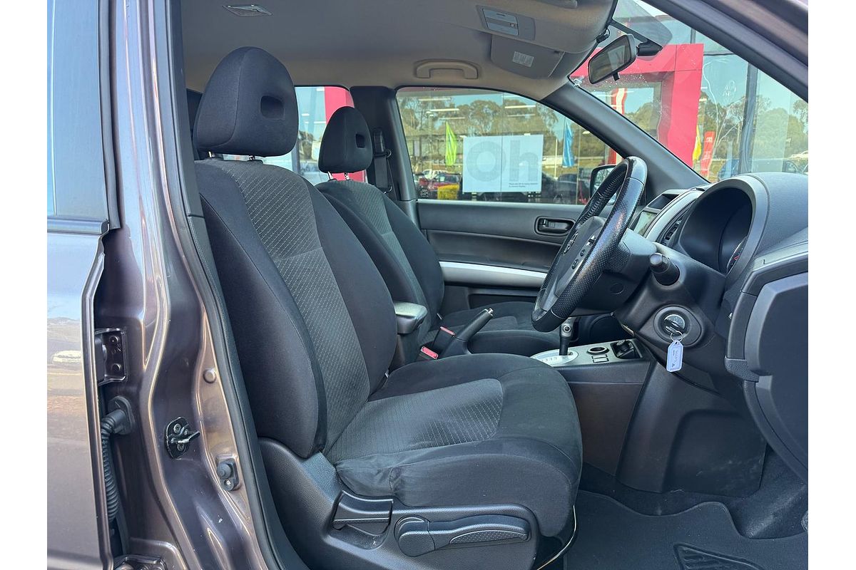 2013 Nissan X-TRAIL ST T31