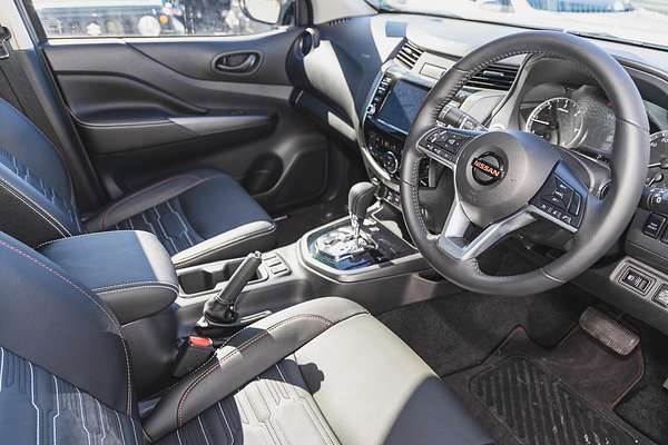2024 Nissan Navara PRO-4X Warrior D23 4X4