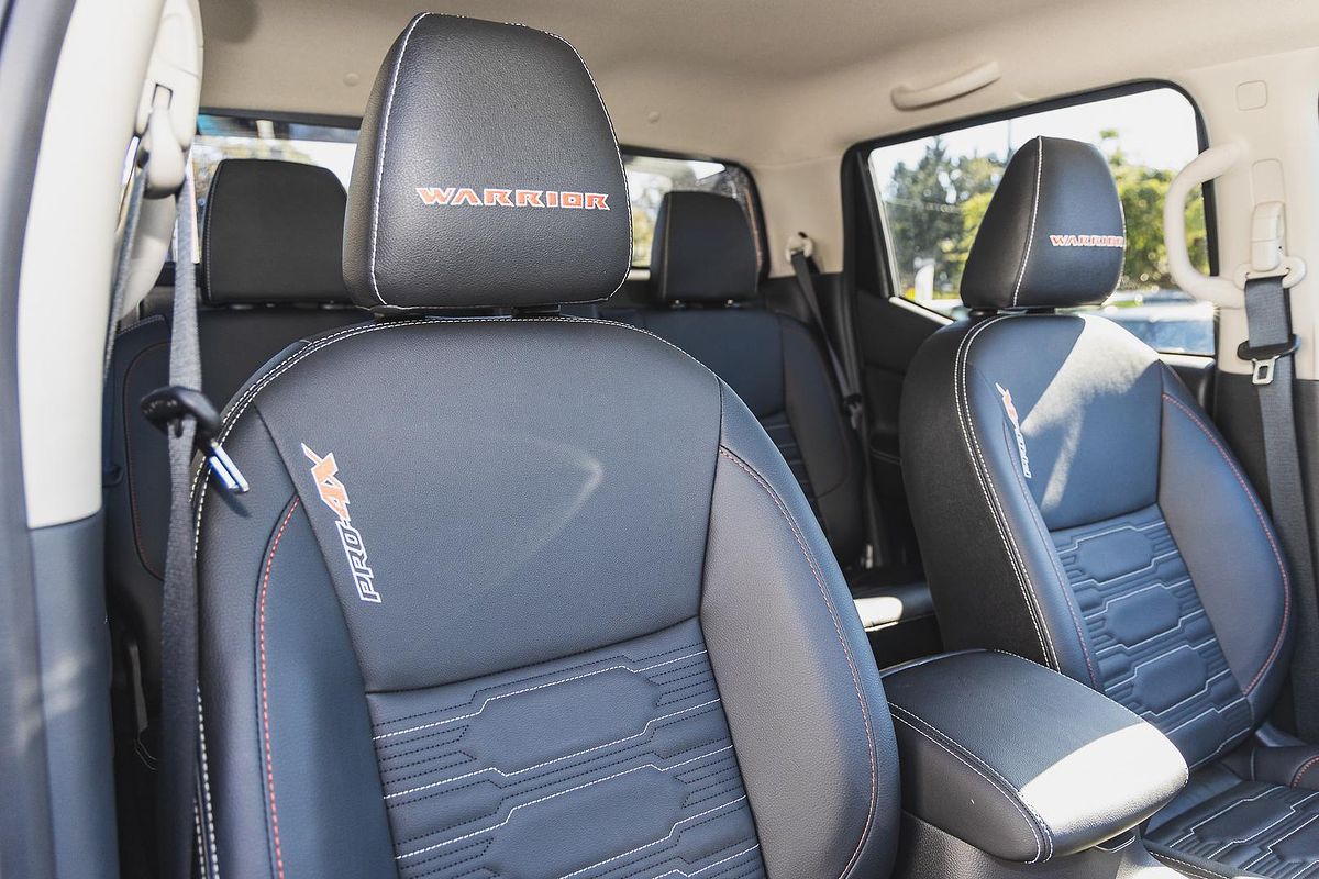 2024 Nissan Navara PRO-4X Warrior D23 4X4