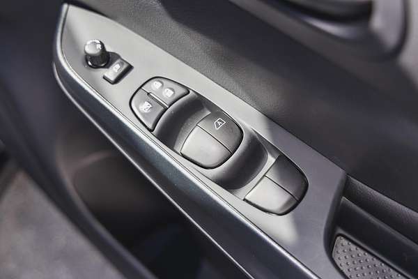 2024 Nissan Navara PRO-4X Warrior D23 4X4