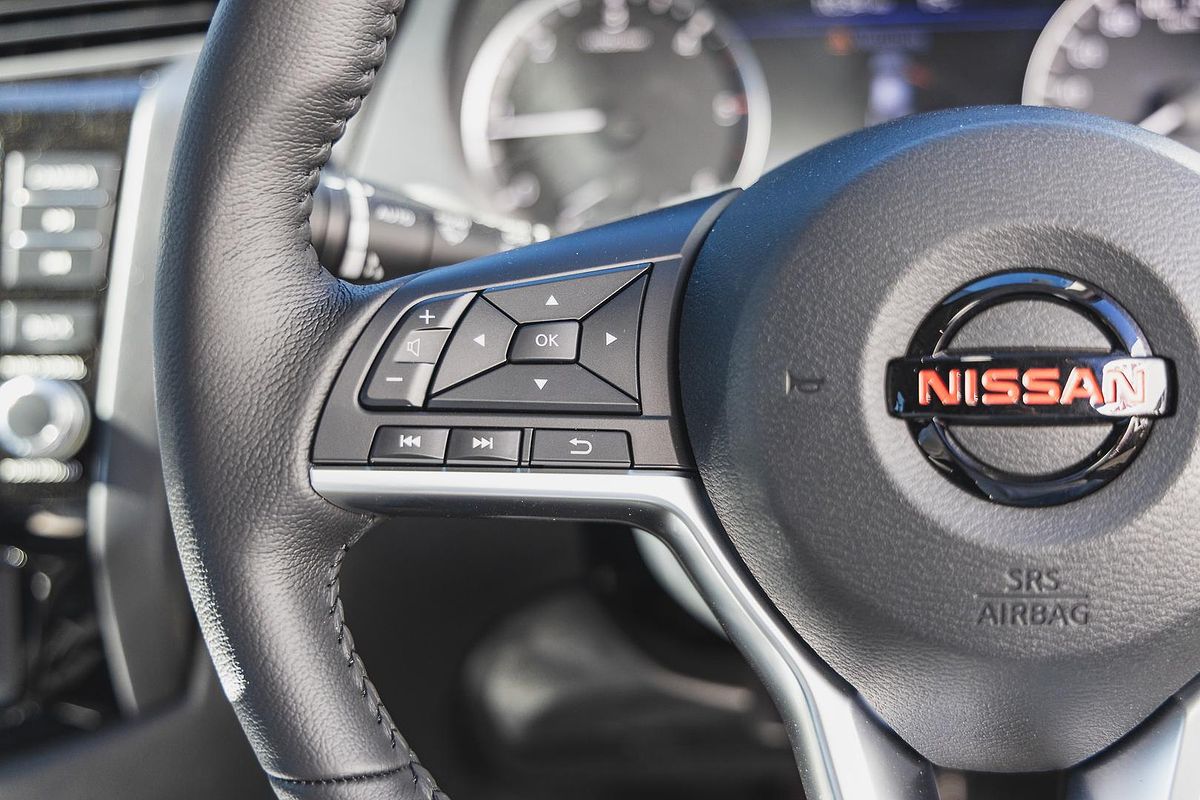 2024 Nissan Navara PRO-4X Warrior D23 4X4