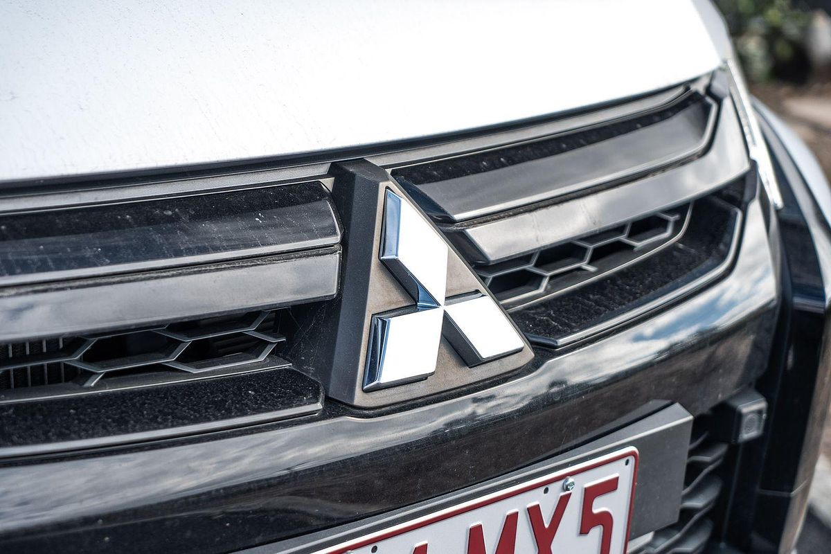 2022 Mitsubishi Triton GSR MR 4X4