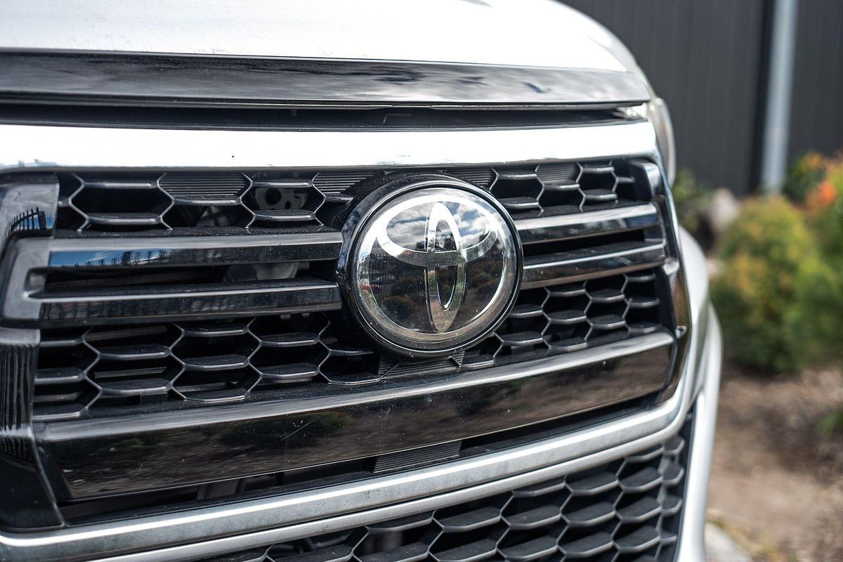 2019 Toyota Hilux SR5 GUN126R 4X4