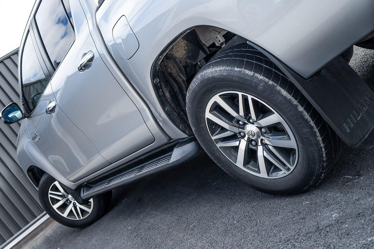 2019 Toyota Hilux SR5 GUN126R 4X4