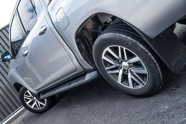 2019 Toyota Hilux SR5 GUN126R 4X4