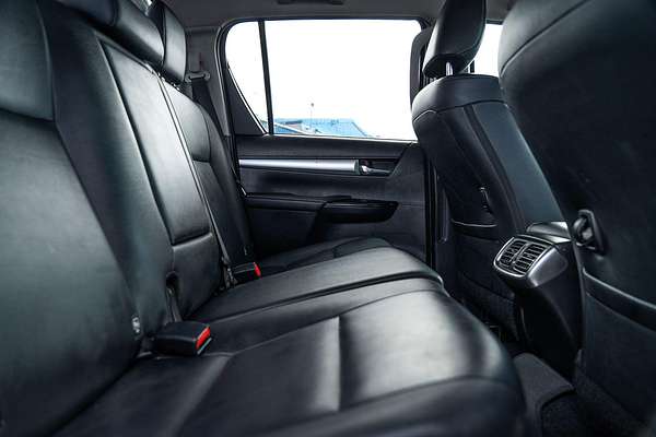 2019 Toyota Hilux SR5 GUN126R 4X4