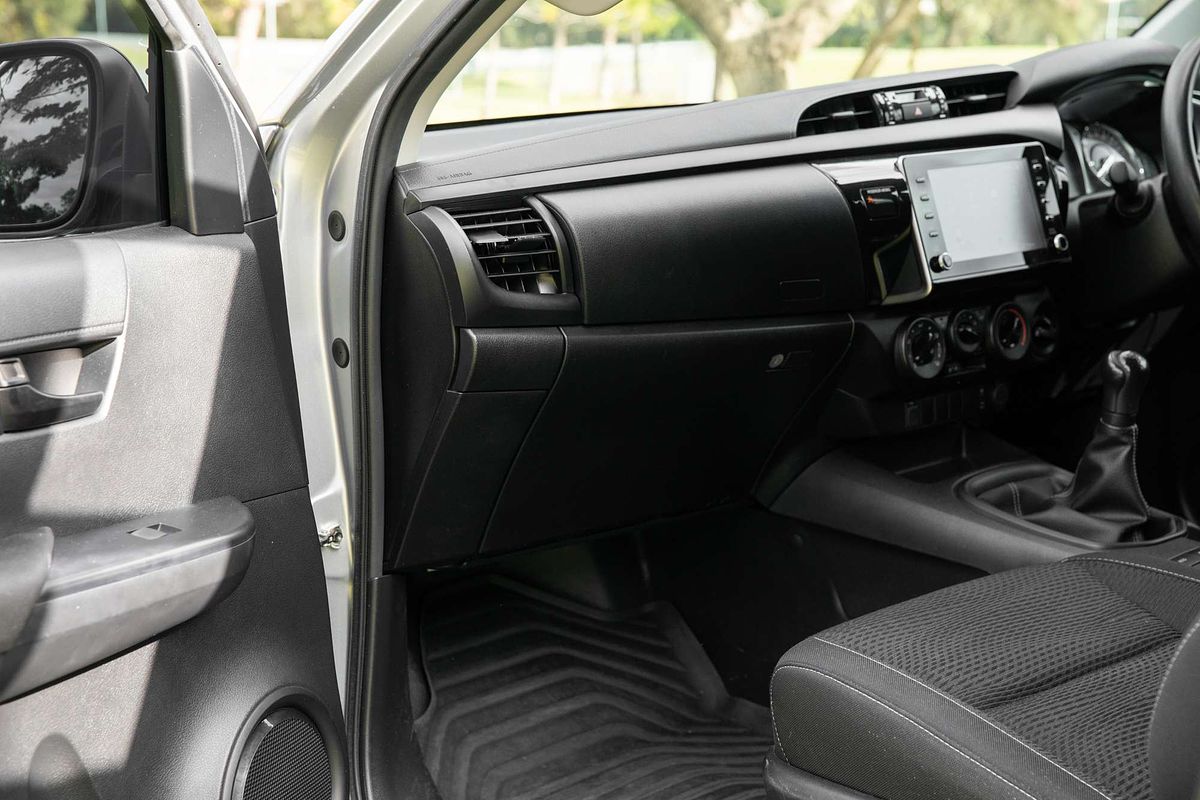 2022 Toyota Hilux SR GUN126R 4X4