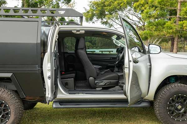 2022 Toyota Hilux SR GUN126R 4X4