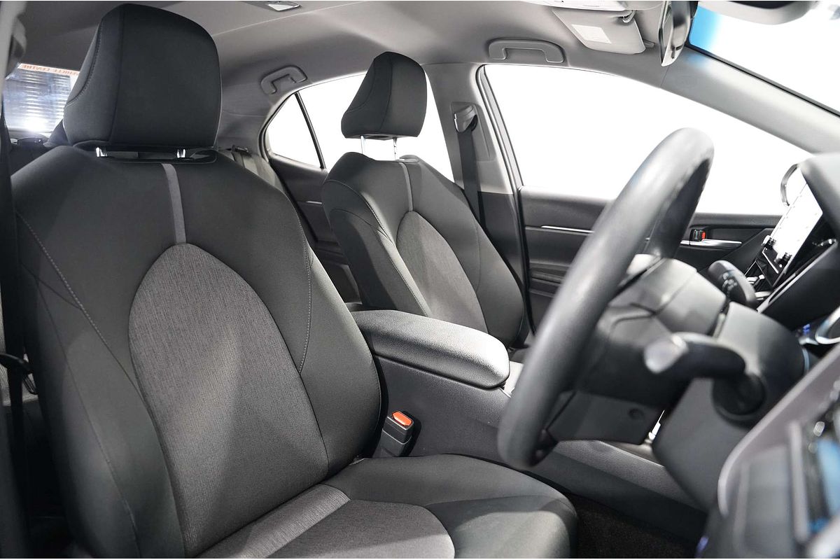 2021 Toyota Camry Ascent AXVH70R