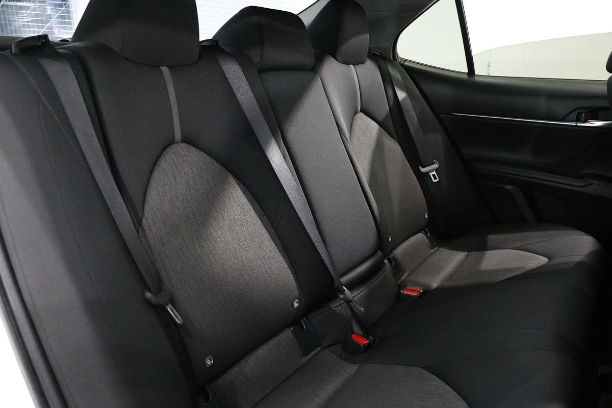 2021 Toyota Camry Ascent AXVH70R