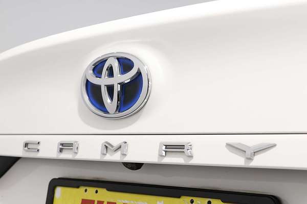 2021 Toyota Camry Ascent AXVH70R