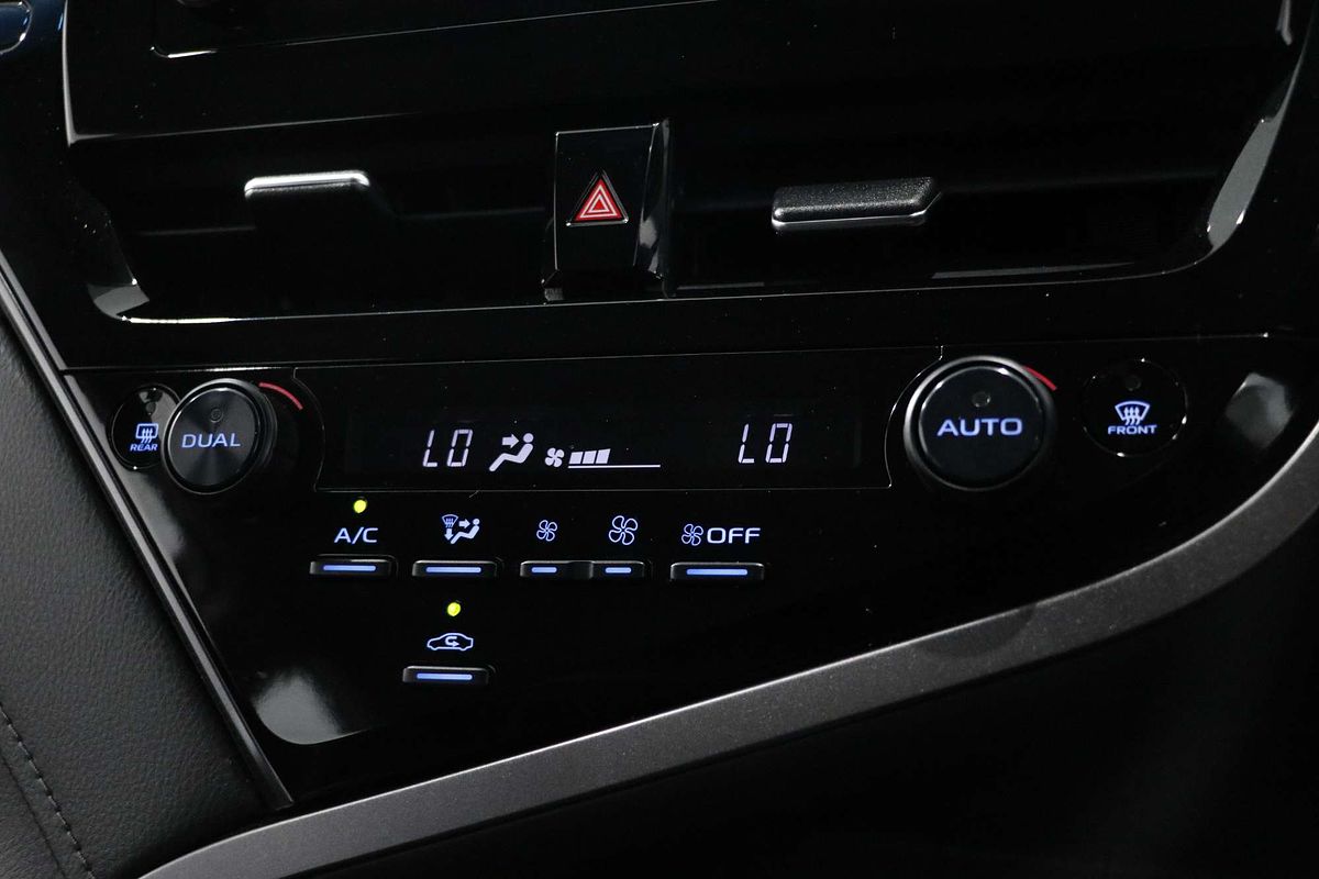 2021 Toyota Camry Ascent AXVH70R