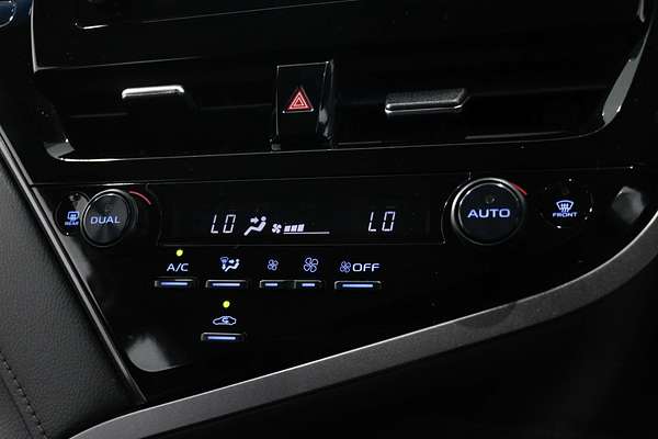2021 Toyota Camry Ascent AXVH70R
