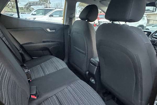 2022 Kia Stonic S YB
