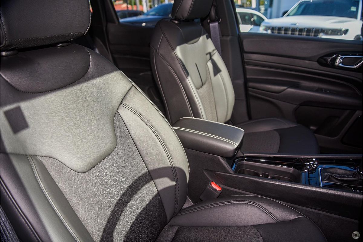 2022 Jeep Compass Night Eagle M6