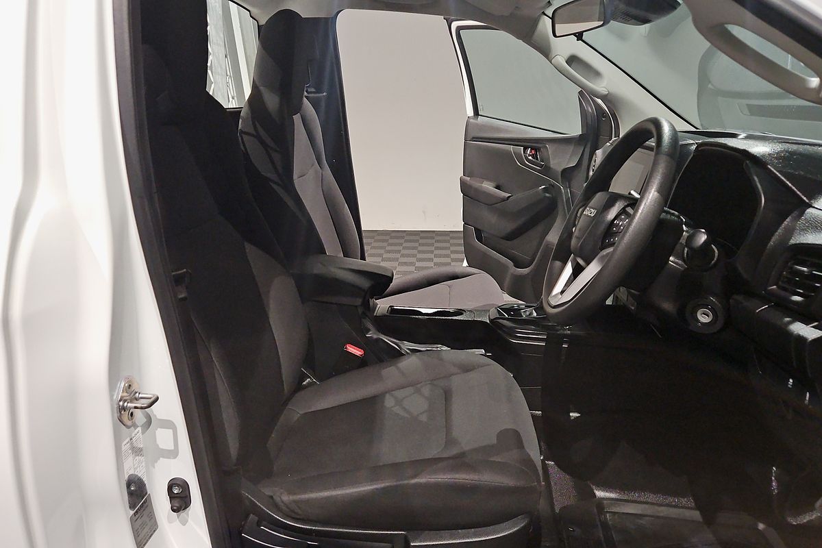2022 Isuzu D-MAX SX High Ride Rear Wheel Drive